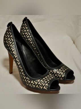 Tory Burch Black and Cream Logo Peep-Toe High Heels